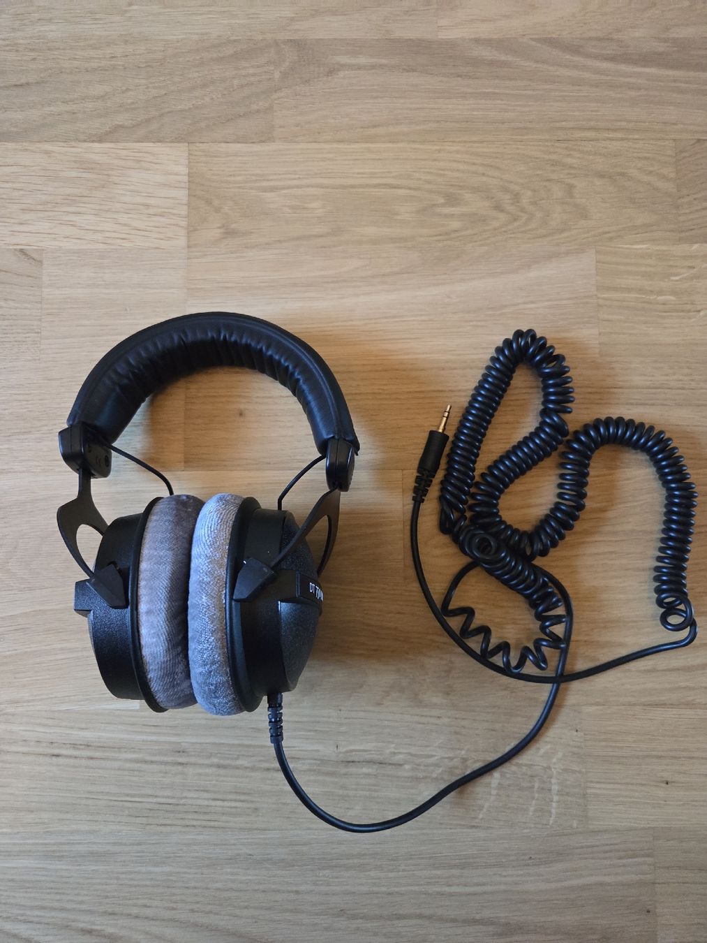 Beyerdynamic Cuffie: Beyerdynamic DT 770 Pro – Usato da Stachen venduto da Gon_Soku 3