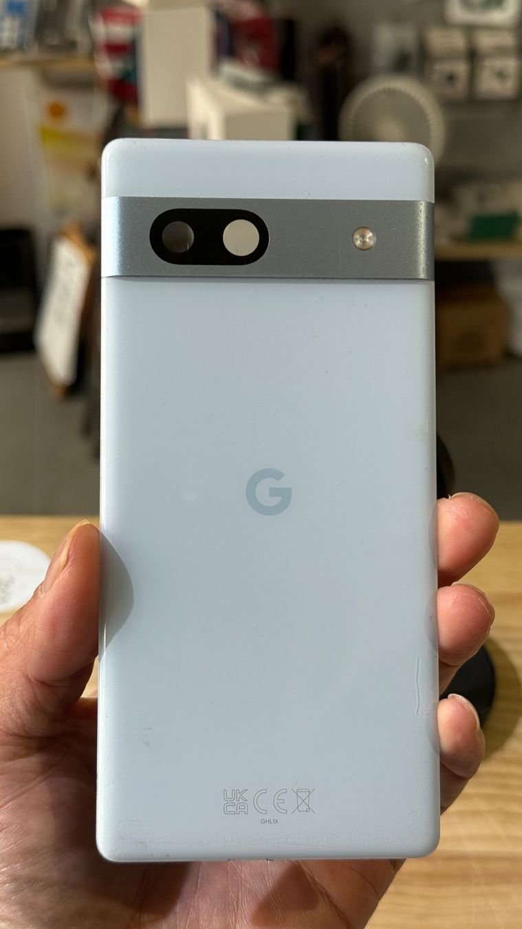 Google Telefoni cellulari / Smartphones: Google Pixel 7A - vitre arrière original – Usato da Morges venduto da DA-repa 2