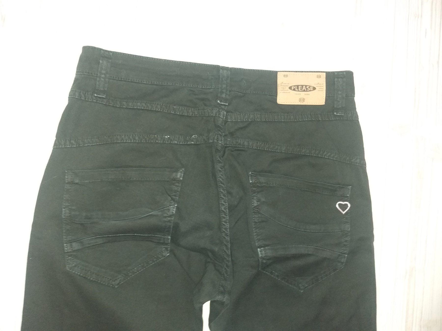 Please Jeans Jeans: PLEASE P78  Jeans  Taille / Grosse XS – D'occasion à Cossonay-ville par Super-Price-Quality 4