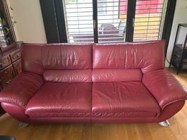 Elegantes und sehr gemütliches Ledersofa