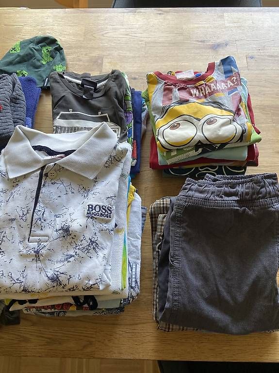 Lotti & Set di vestiti: Kinderkleider Paket, Gr. 110/116 – Usato da Pfungen venduto da Milue81 1