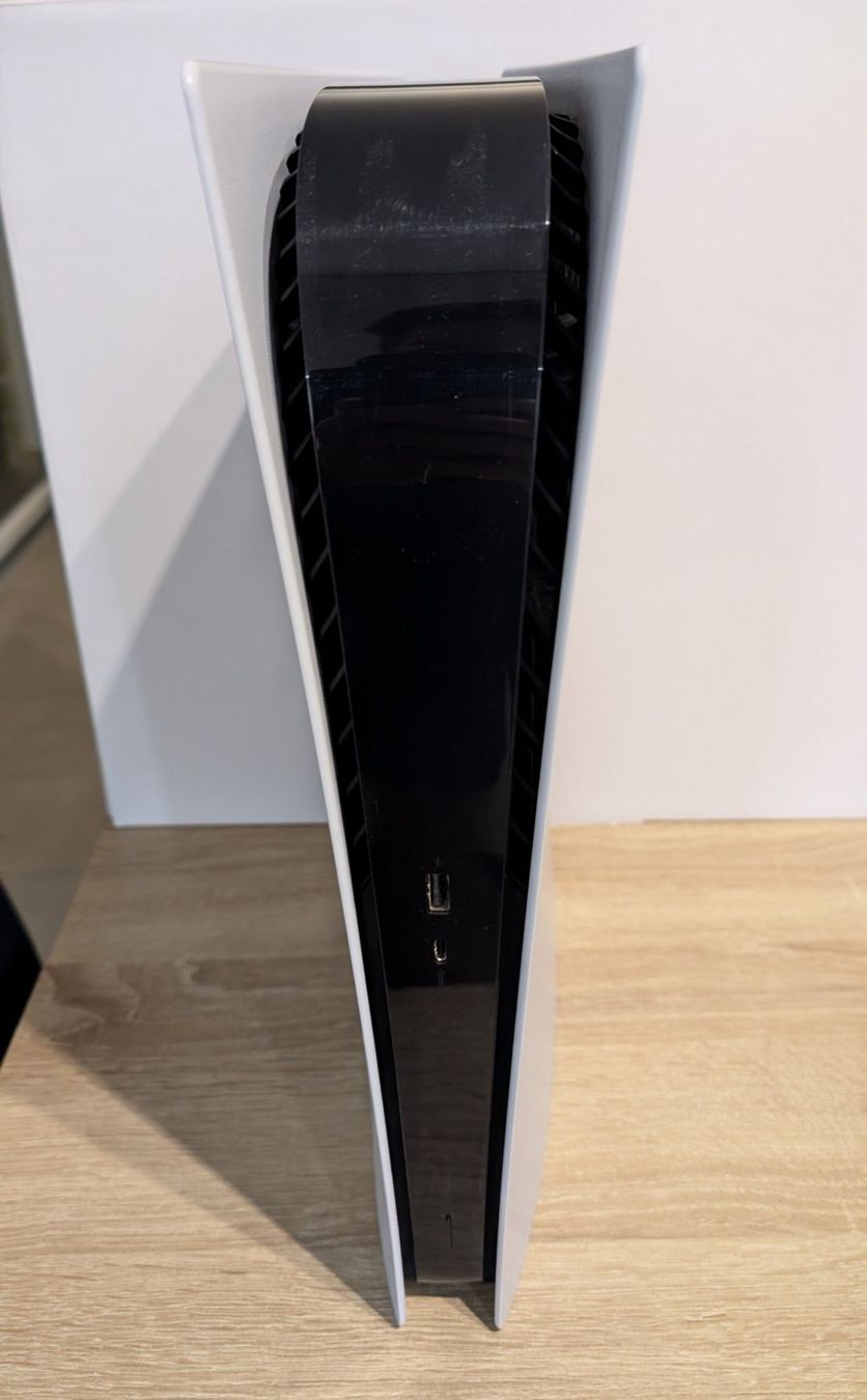 Sony Konsolen: PS5 PlayStation 5 Digital Edition 825 Go – Neu (gemäss Beschreibung) aus Bramois von Zherkk 3