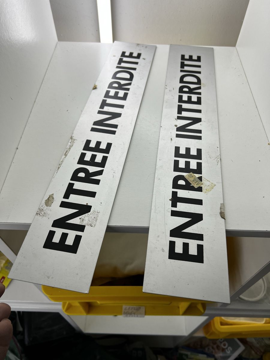 Ecriteaux: 2x Entree interdite Schild – D'occasion à Wettingen par NickInc 1