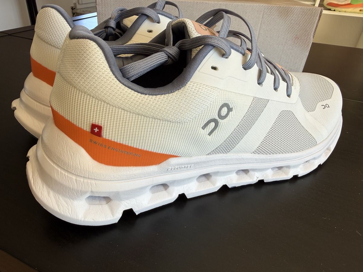 On Scarpe da uomo: ON Running Cloudswift white size 44 – Nuovo e nell'imballaggio originale da Wallbach venduto da Nenex 1