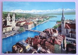 Zürich und die Alpen