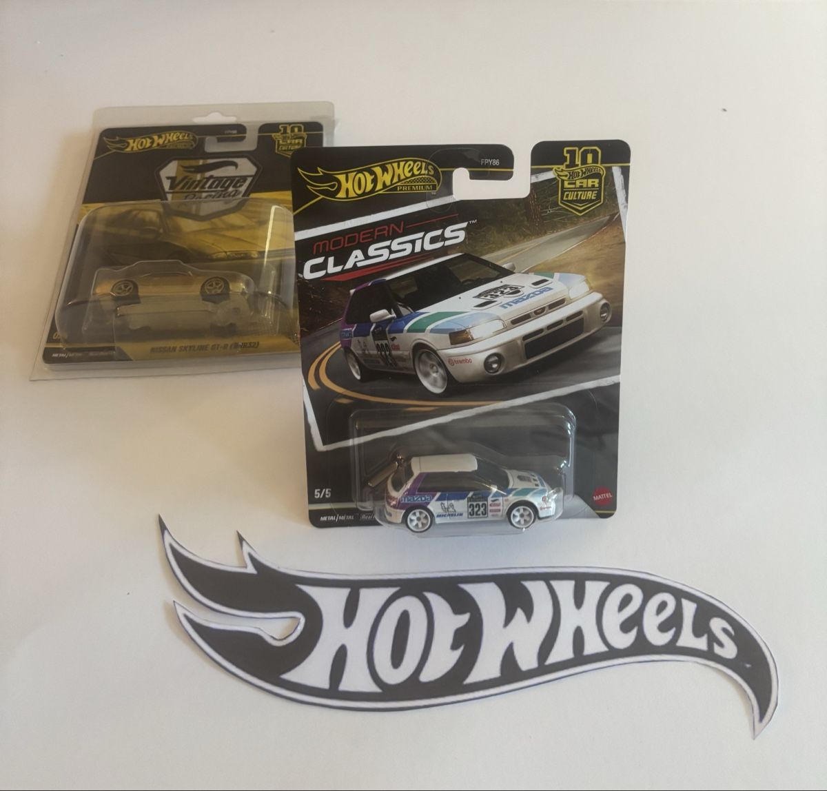 Hot Wheels Voitures modèles: Hot Wheels Premium Modern Classic Mazda 323 GTR – Neuf avec emballage d'origine à Luzern par qui_7qkg