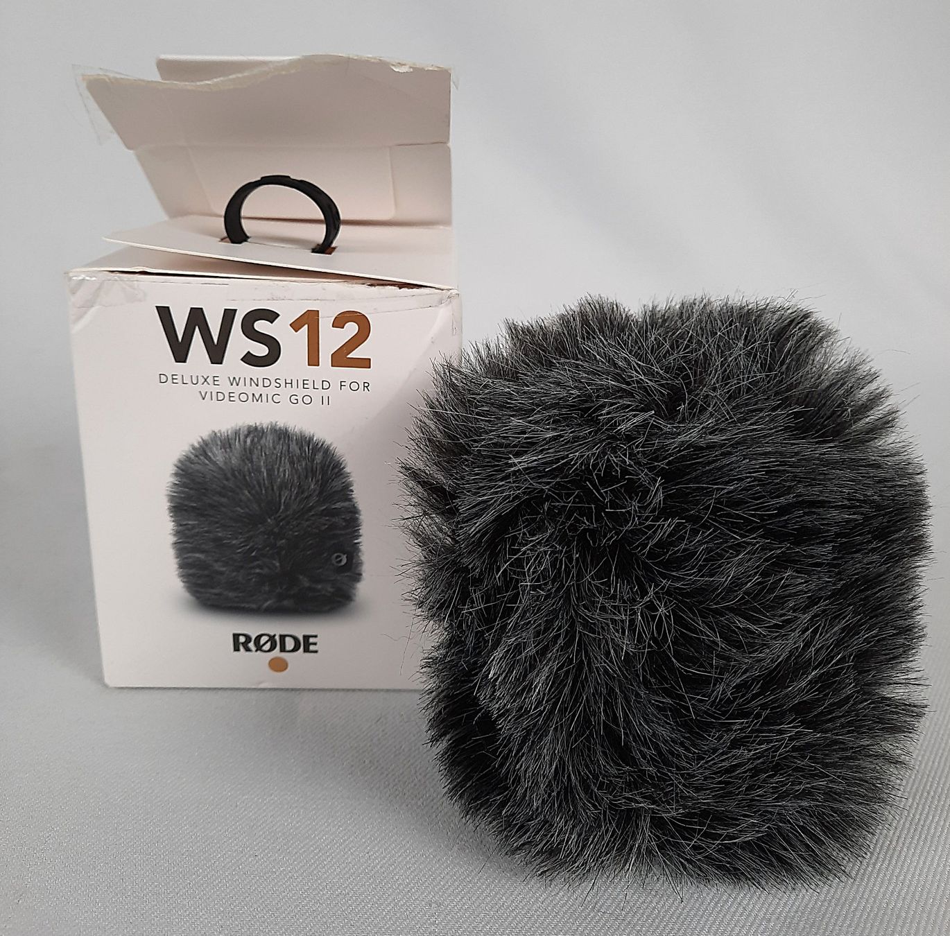 Røde Microfoni: WS12 Windschutz/ Mikrofon – Nuovo (secondo la descrizione) da Beinwil am See venduto da Restwert_Beinwil