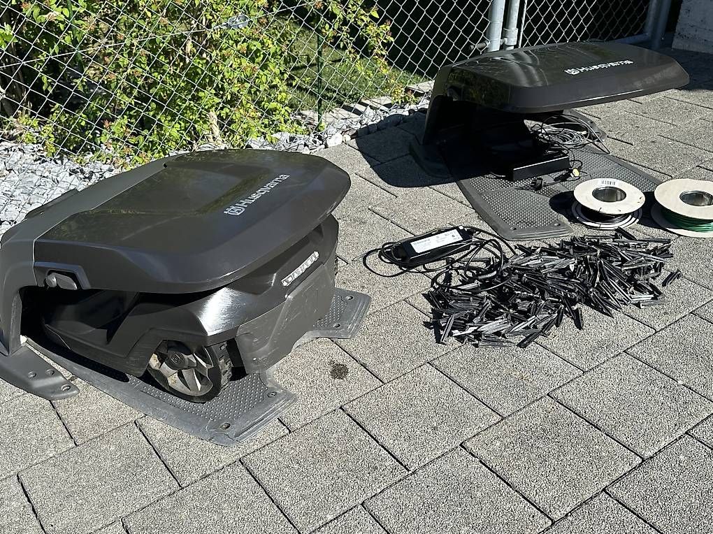 Tagliaerba: Husqvarna 430C Rasenmähroboter  – Usato da Gontenschwil venduto da Angela_10 1