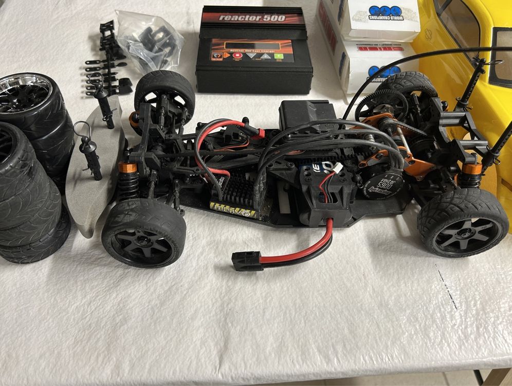RC Kits de montage: RC Car Drift Car mit viel Zubehör – D'occasion à Grub SG par MaryLou88 2