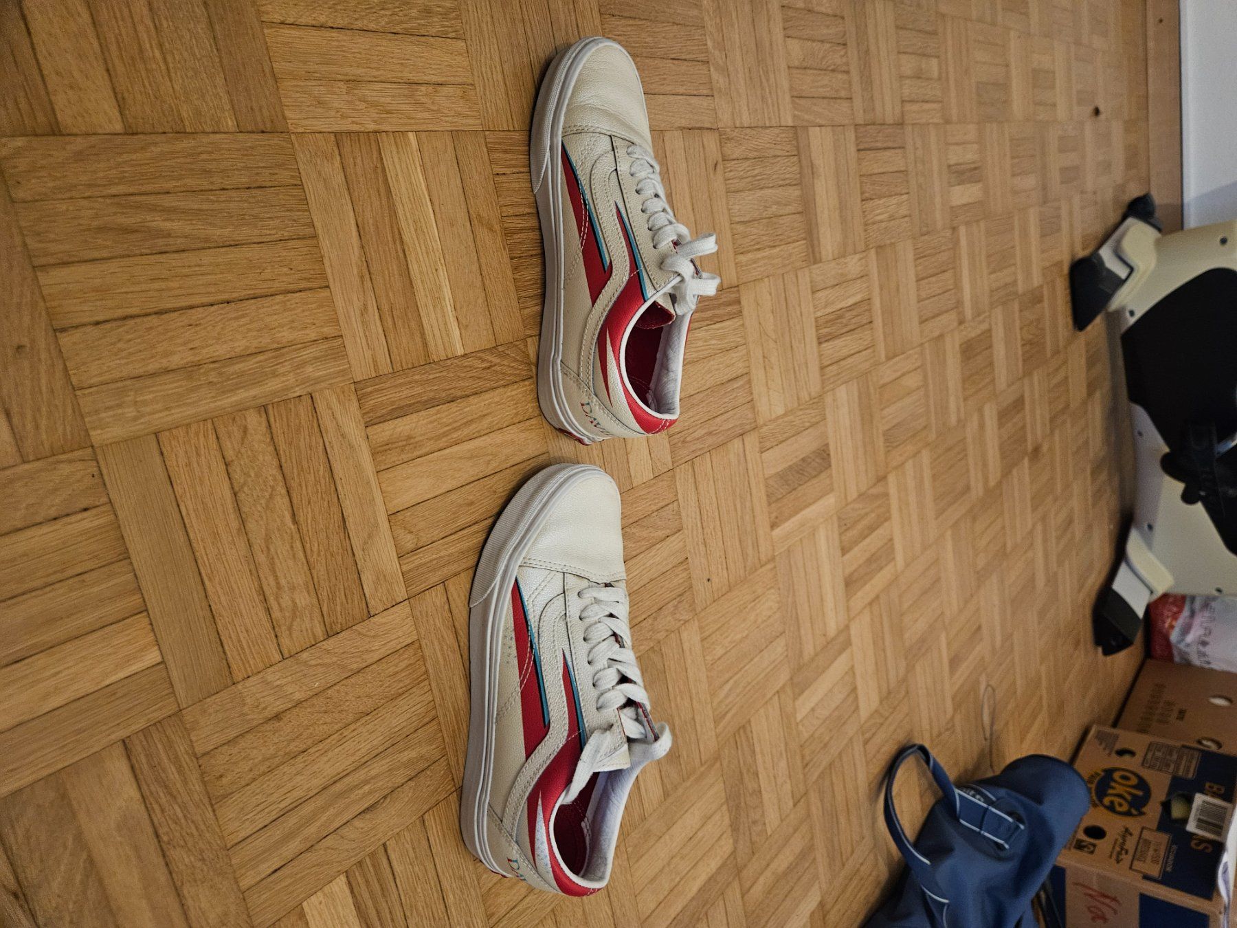 Vans Scarpe da donna: 2019 David Bowie Vans – Usato da Basel venduto da MrRitschRatsch 2