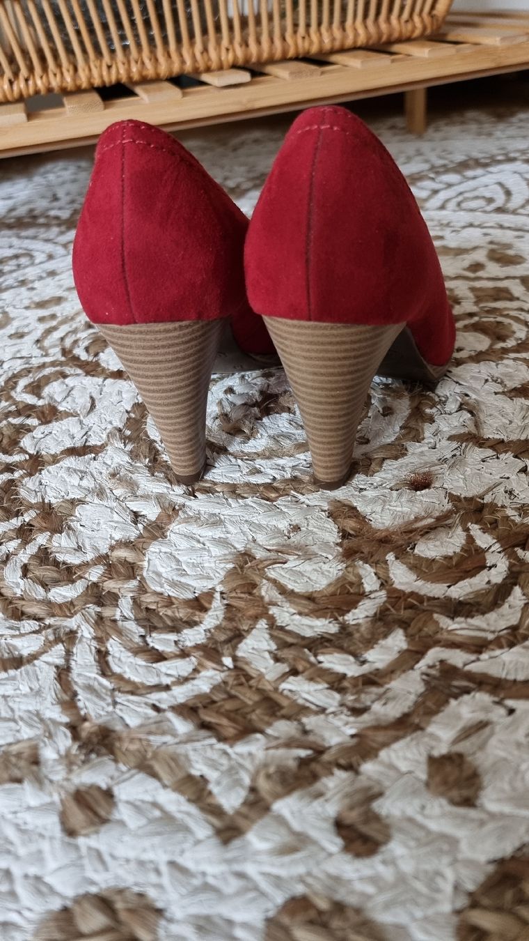 Scarpe da donna: Neue Pumps gr 36 – Nuovo (secondo la descrizione) da Wigoltingen venduto da Zuckerfee84 1