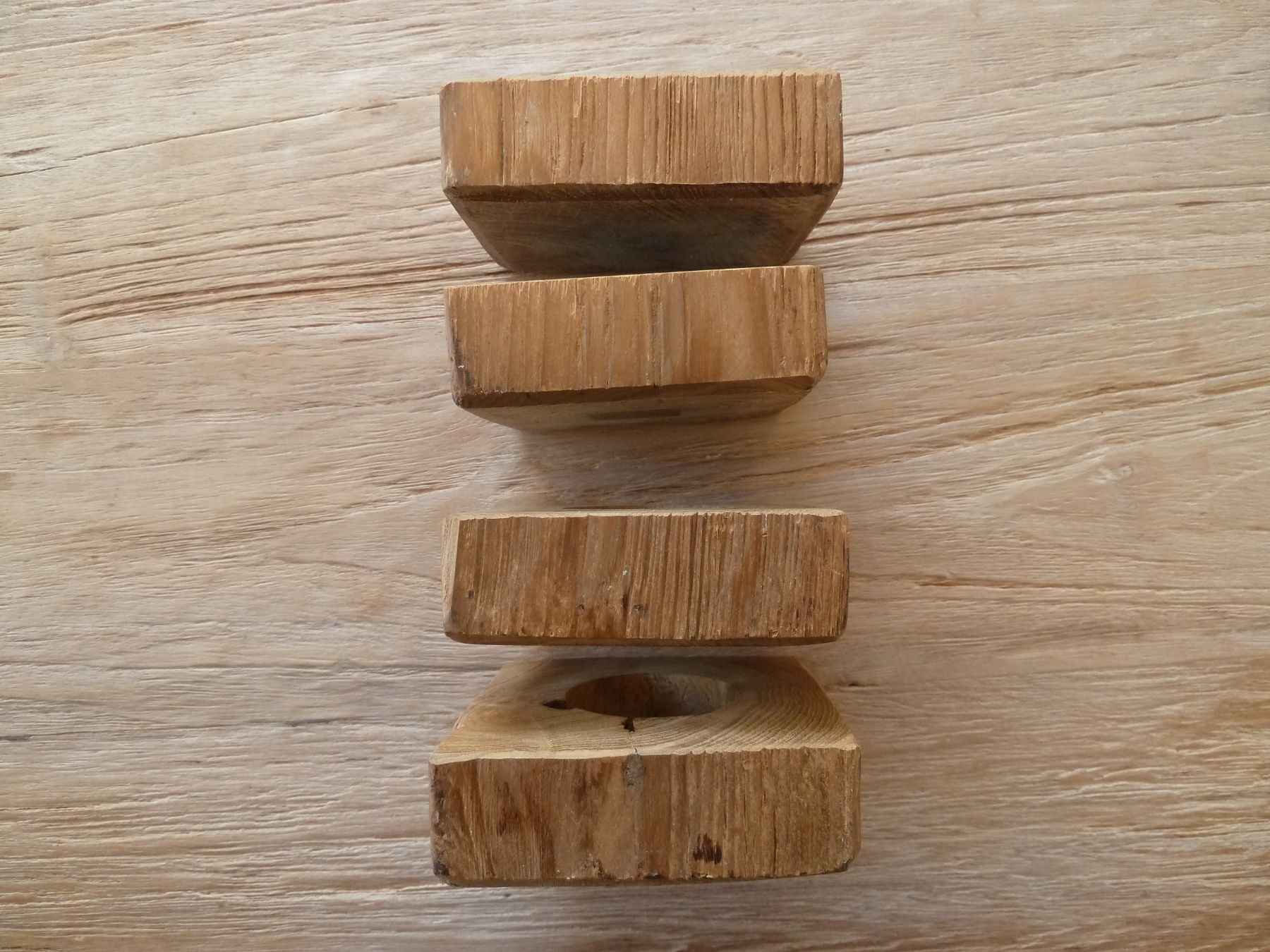 Kerzenständer: 4 Teelichthalter aus Holz – Gebraucht aus Niederscherli von lama8567 3
