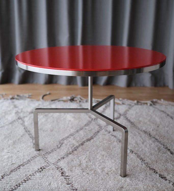 Flexform Tavoli: Flexform Kidd Coffee Table red – Usato da Bern venduto da Zmodern_CON 2