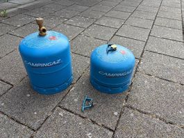 Campingaz 904 (voll), Campingaz 907 (1/3 voll) & Druckventil