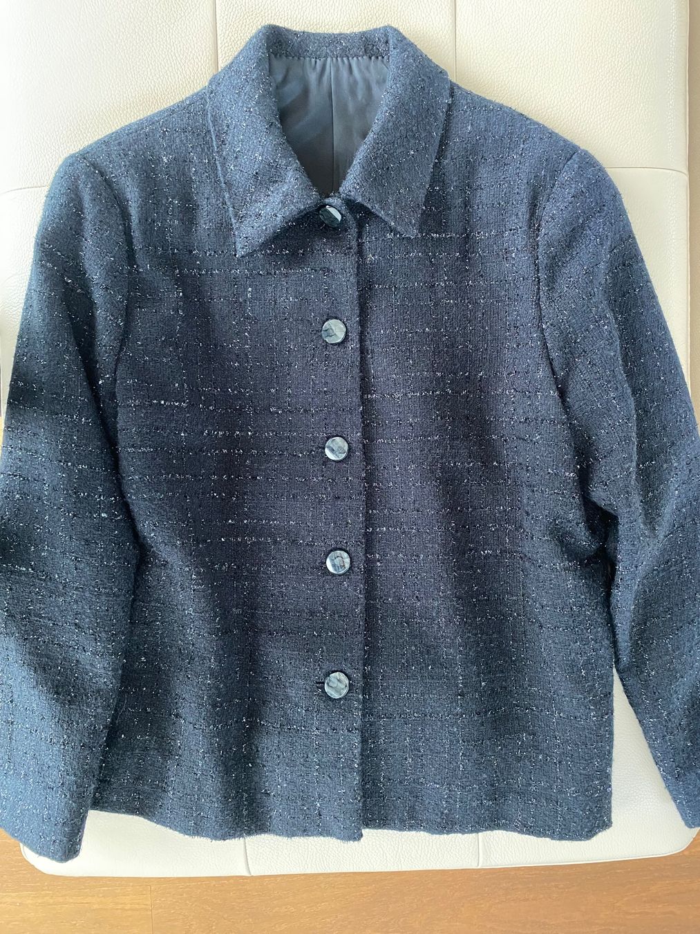 Giacche: Schwarze elegante Jacke mit Glitzerfaden Gr. 44 – Nuovo (secondo la descrizione) da Meggen venduto da 6003Luzern 3