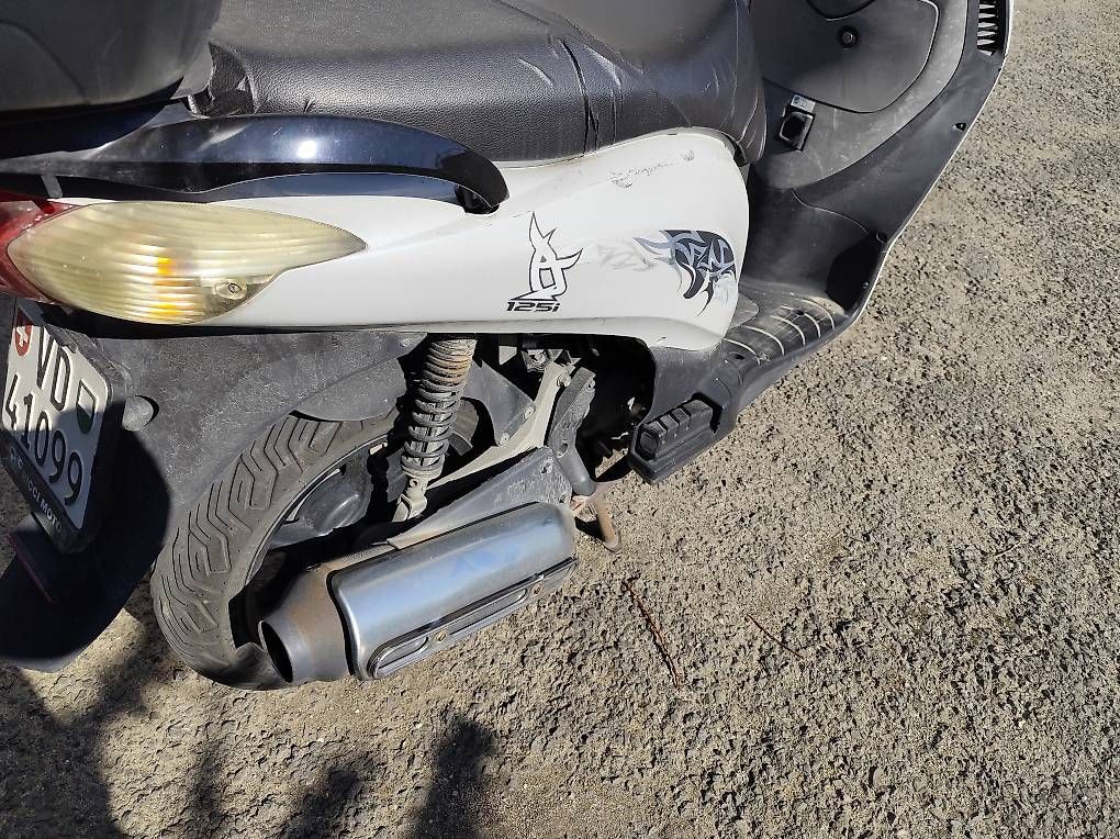 Route: Honda 125 psi – D'occasion à Gland par iva_ps8p 2