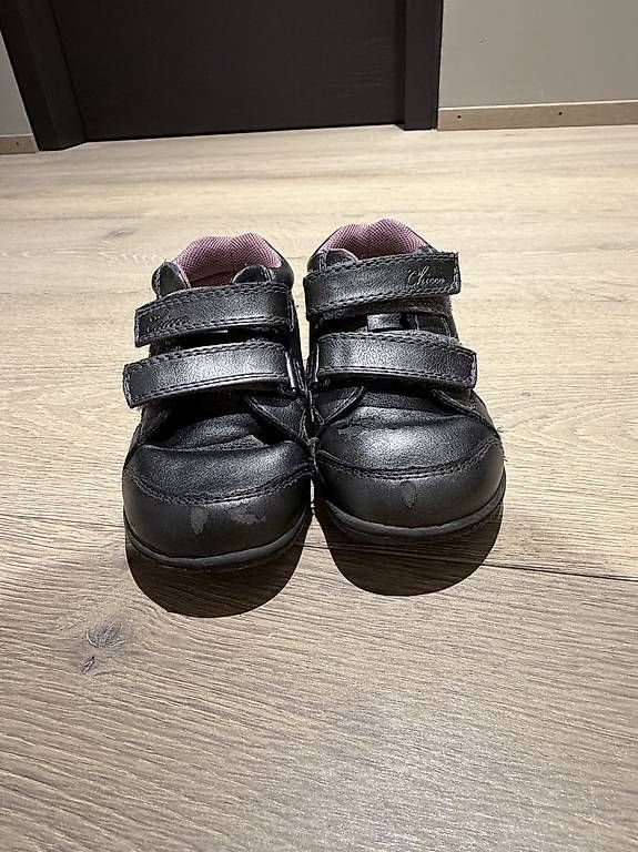 Chicco Scarpe per ragazze: Schuhe Chicco grösse 25 – Usato da Ebmatingen venduto da N.Bu 1