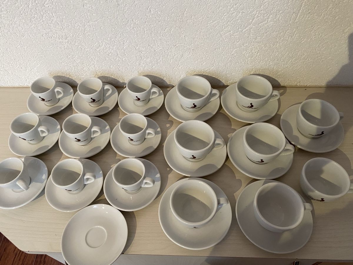 Set di piatti: Kaffeeservice von Chicco Doro 34 Teile – Usato da Hägglingen venduto da kar_v9qf 2