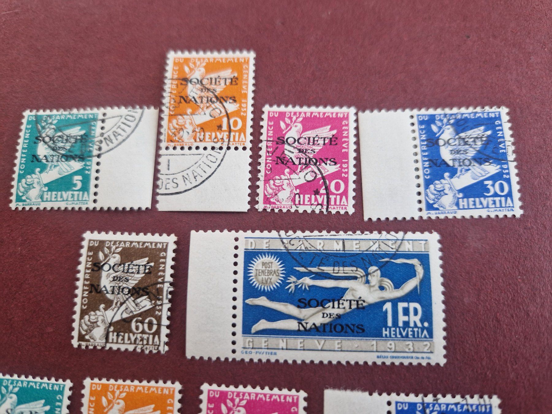 Tutti i francobolli: Dienstmarken ab 1.- – Usato da Burgdorf venduto da Glossy01 1