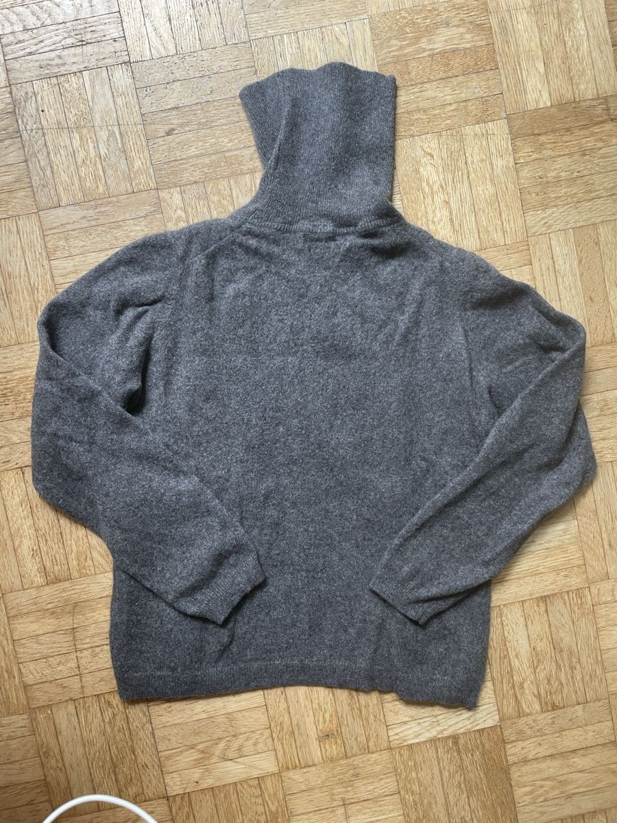 Maglioni & Felpe: Rollkragenpullover Grau/Anthrazit Grösse S – Usato da Zürich venduto da Carlajimena 4
