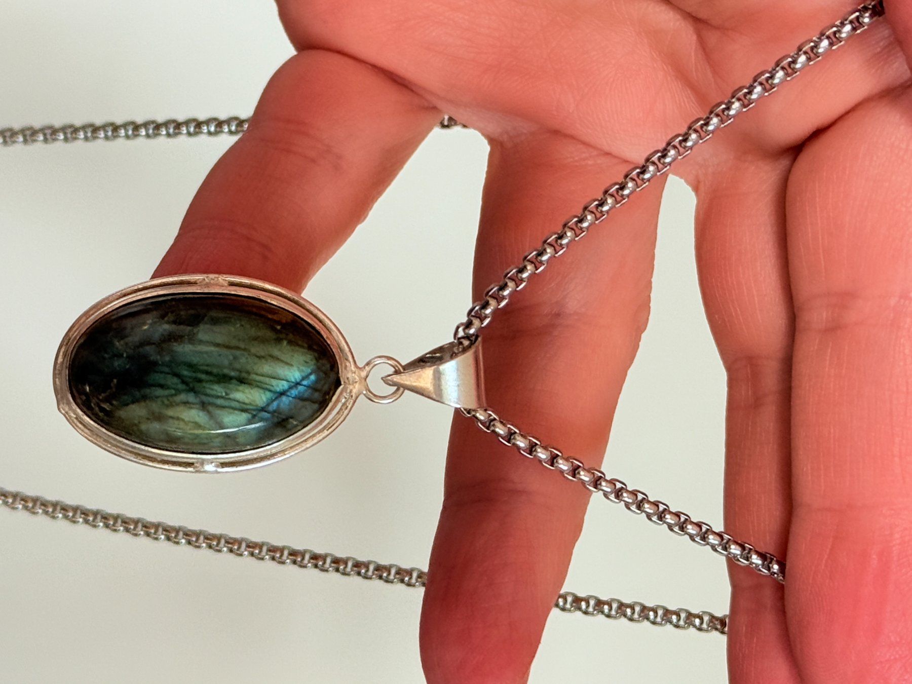 Catenine: Collier Labradorite- Élégance et Mystère! – Nuovo e nell'imballaggio originale da Genève venduto da AGBERG 5