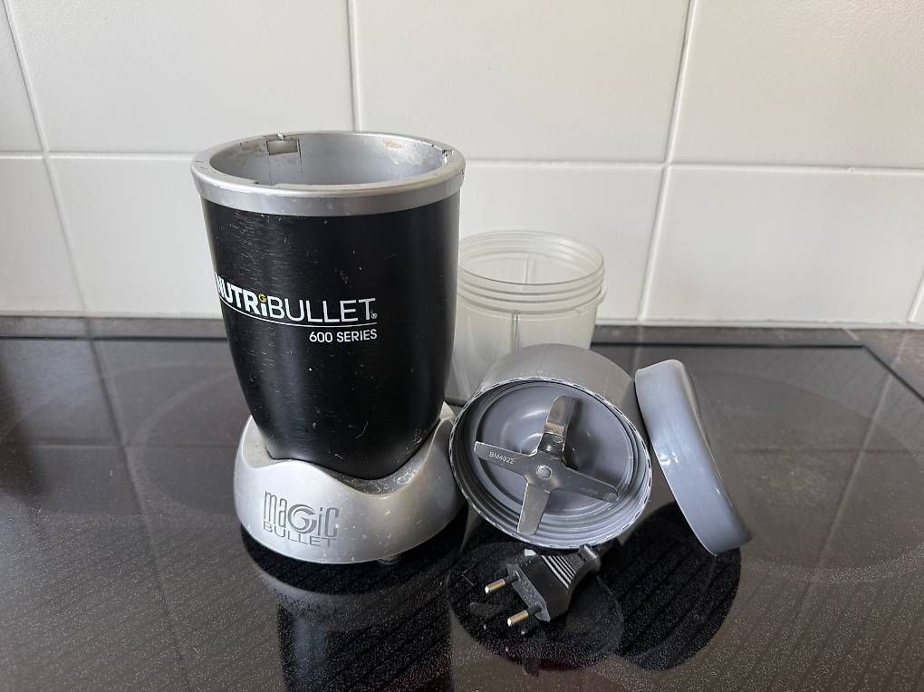 Küchengeräte: Nutribullet 600 Series – Gebraucht aus Aeugstertal von Nemoclan