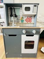Kinderküche Hape + Zubehör Set  sehr schön