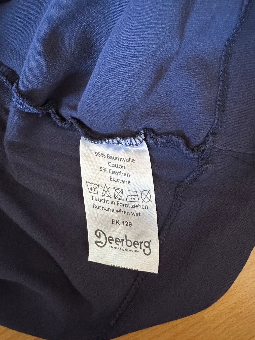 Tops: Lang Tops Nile & Deerberg grösse M – Gebraucht aus Luzern von Sesilija 4