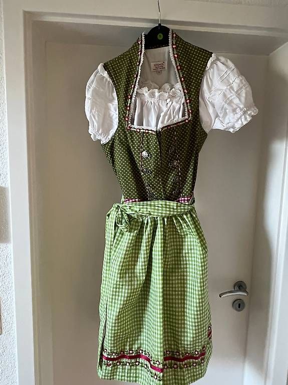 Kleider: Dirndl  – Gebraucht aus Ermatingen von Wonasa