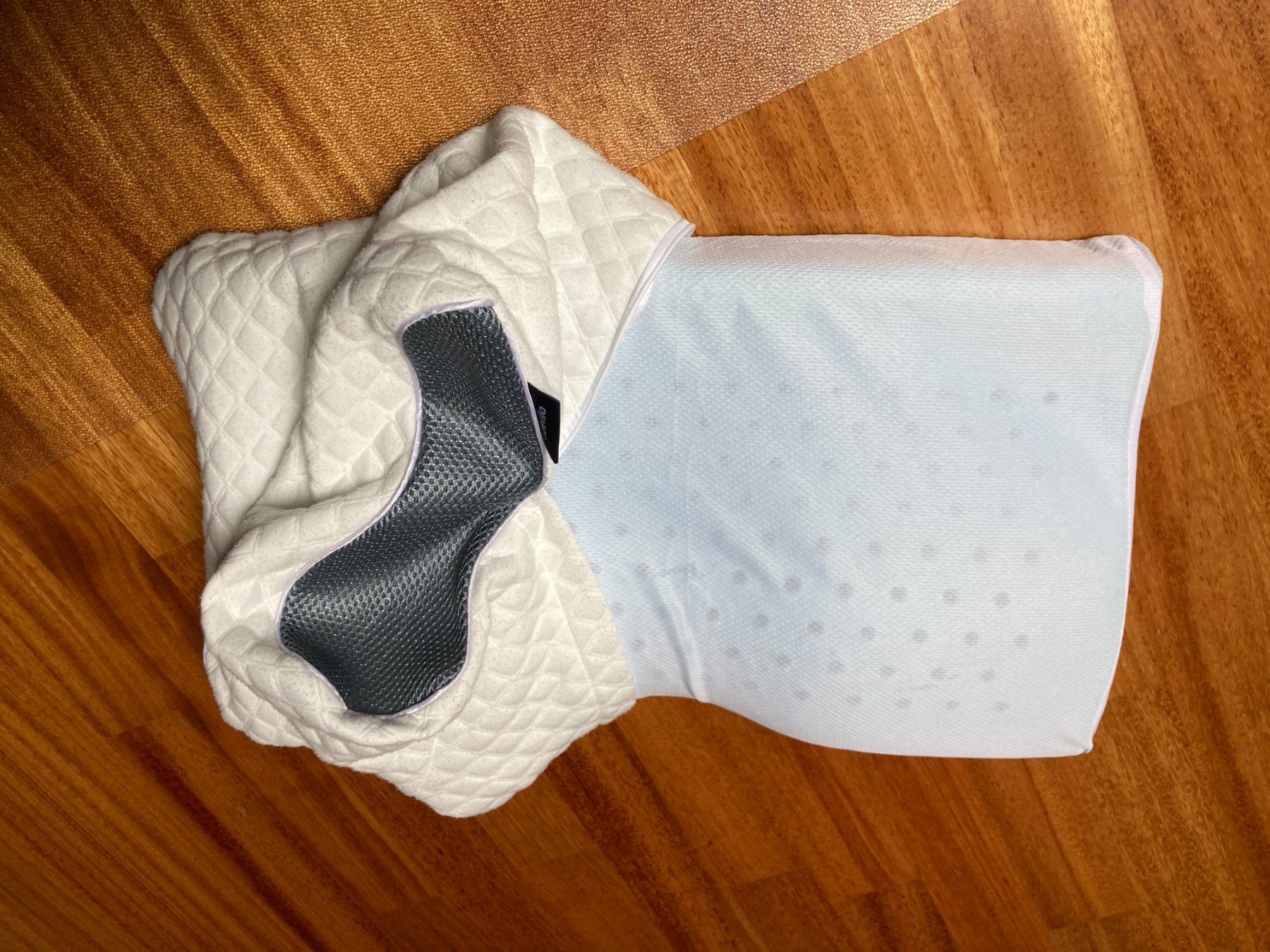 Cuscini: Derila Memory Foam Pillow – Usato da Benglen venduto da fla_5n7c 5