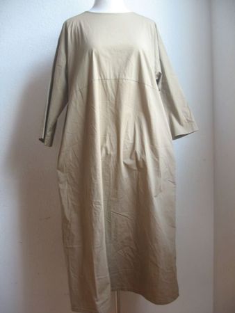 Wendy Trendy belle robe en taille 44CH!