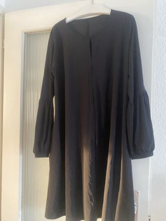 Robe noire taille L