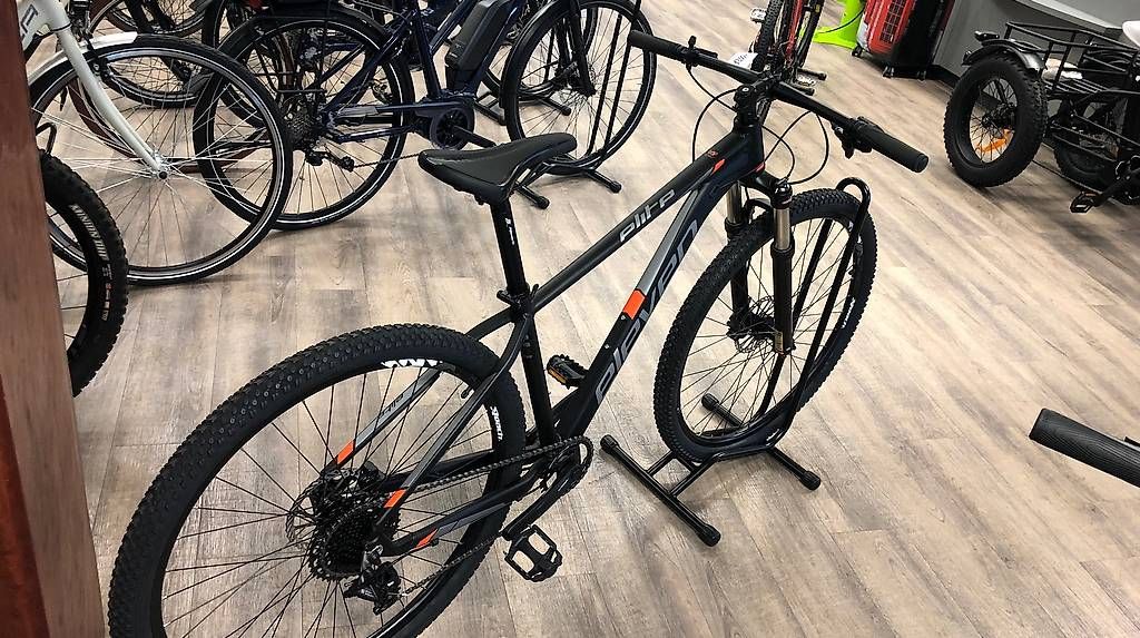 Ersatzteile: Neues MTB mit hydraulischer Bremsen – Gebraucht aus Lyssach von Hoferbike