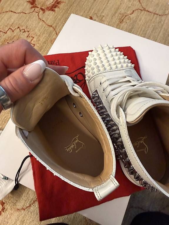Damenschuhe: Christian Louboutin Sneaker GR. 37.5  – Gebraucht aus Dübendorf von lilasonderbar 4
