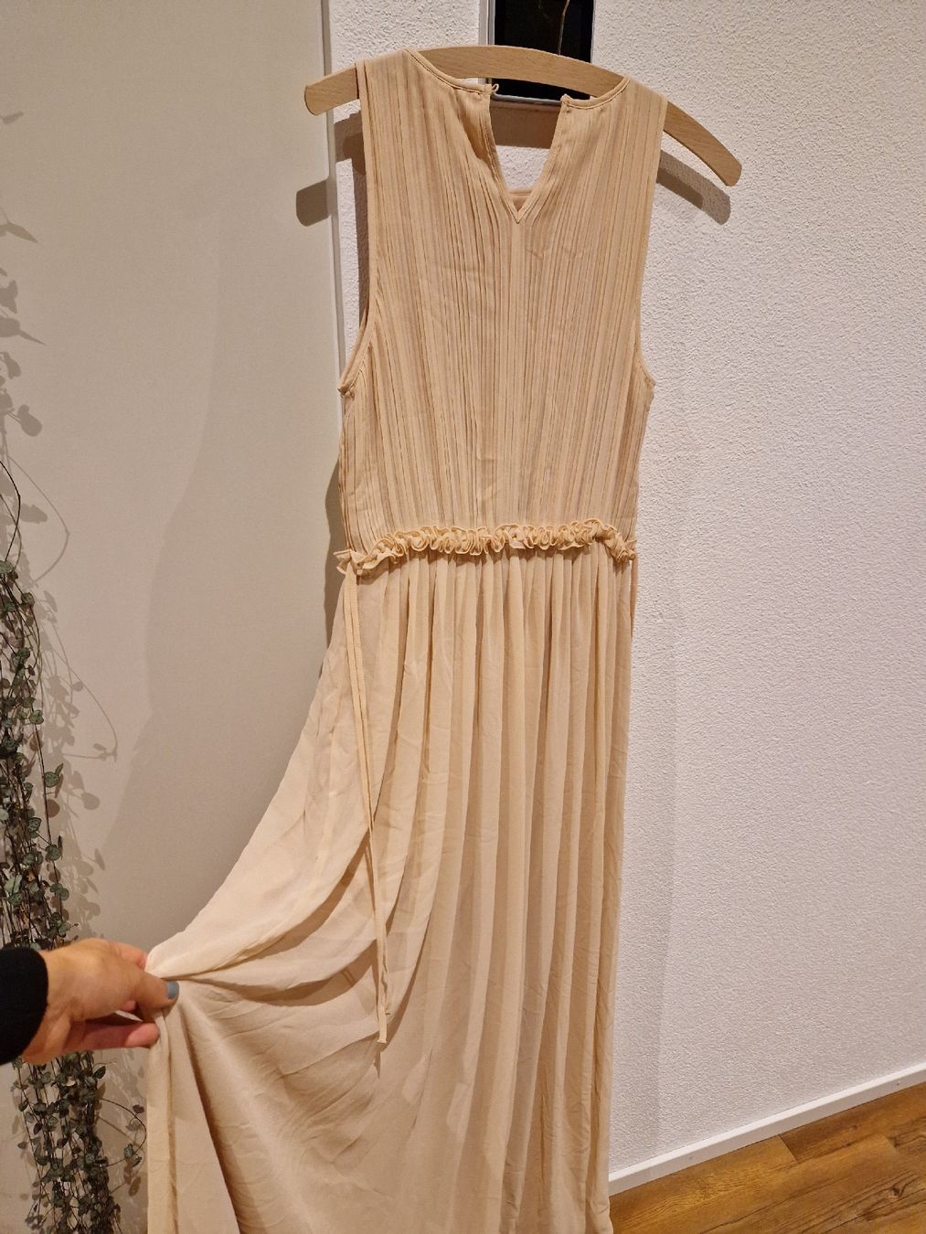 H&M Robes: Bodenlanges, elegantes, rosa Kleid – D'occasion à Luzern par rebsi02 3