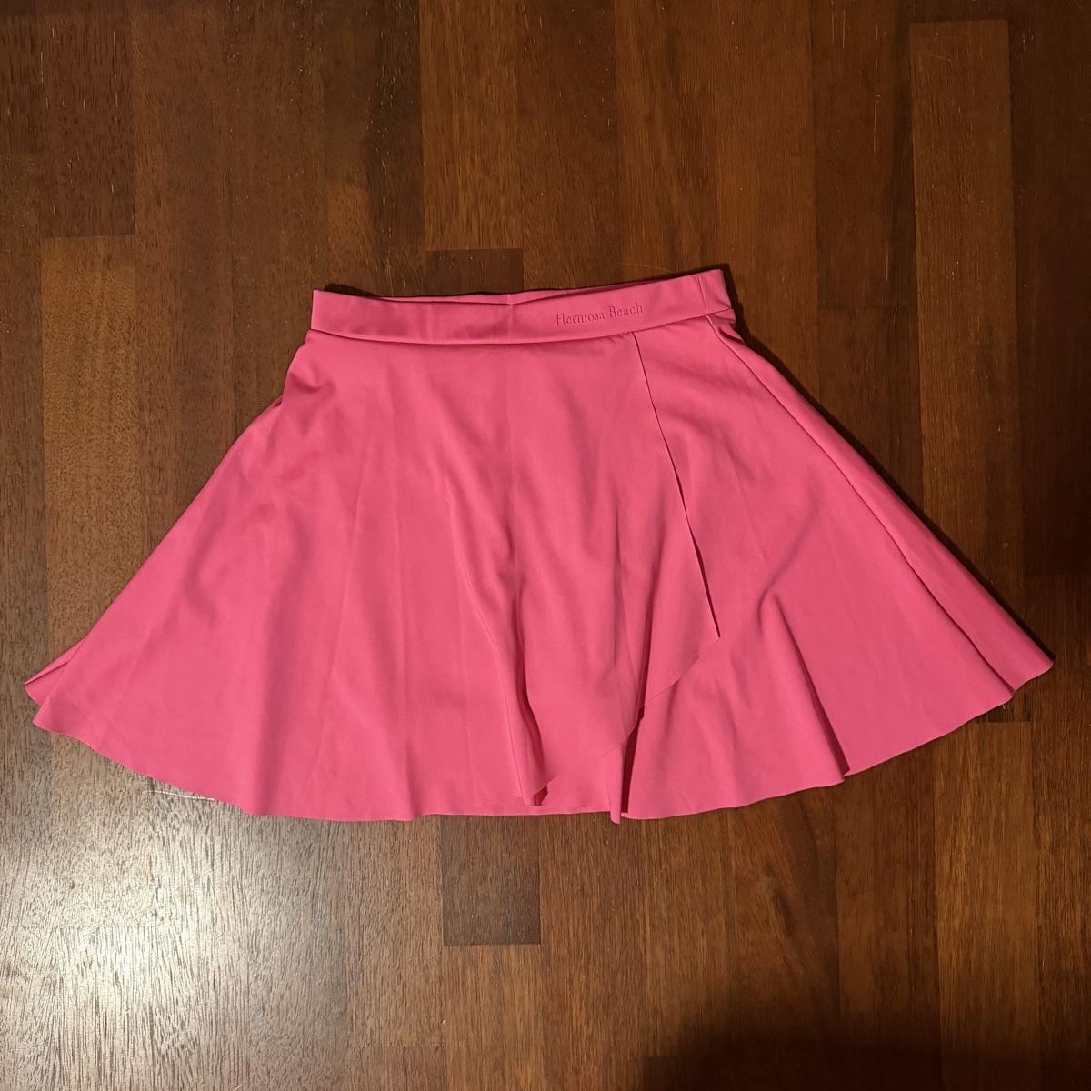 Zara Gonne: Zara | Tennisrock XS – Nuovo (secondo la descrizione) da Uetikon am see venduto da seller.2020