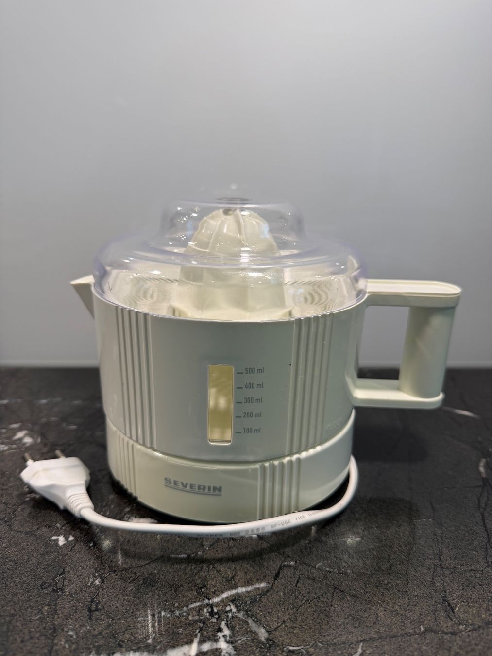 Elettrodomestici da cucina: Severin elektrische Zitruspresse – Usato da Aarau Rohr venduto da HappyKoala