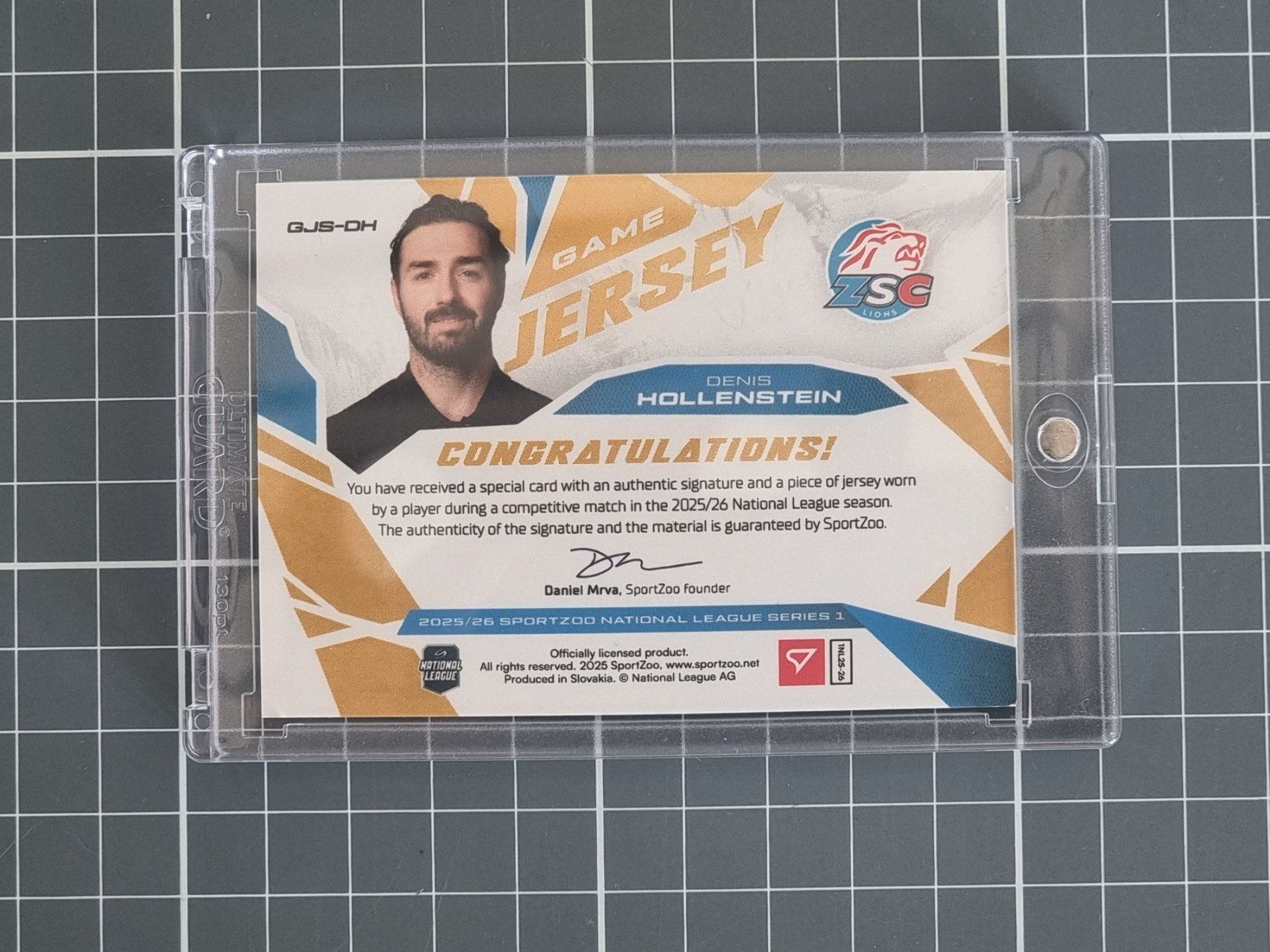 Sportzoo Sammelbilder & Trading cards: ZSC Lions GAME JERSEY ! 27/30 / Hollenstein / 25/26 Series 1 – Neu (gemäss Beschreibung) aus Rheineck von M.Panda21 1