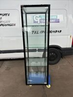 Massive Vitrine