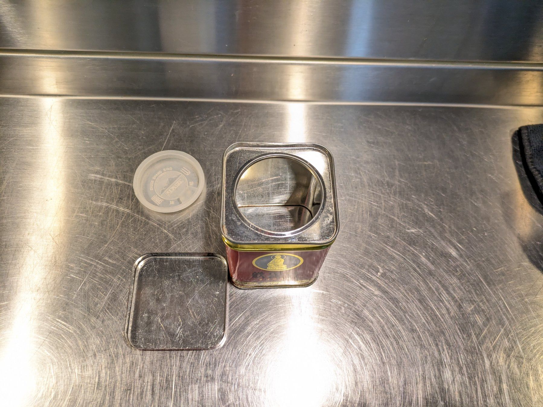 Altro per la casa: Teedose asiatisch 7x7 , Höhe 9cm – Usato da Kreuzlingen venduto da Pippi1956 6