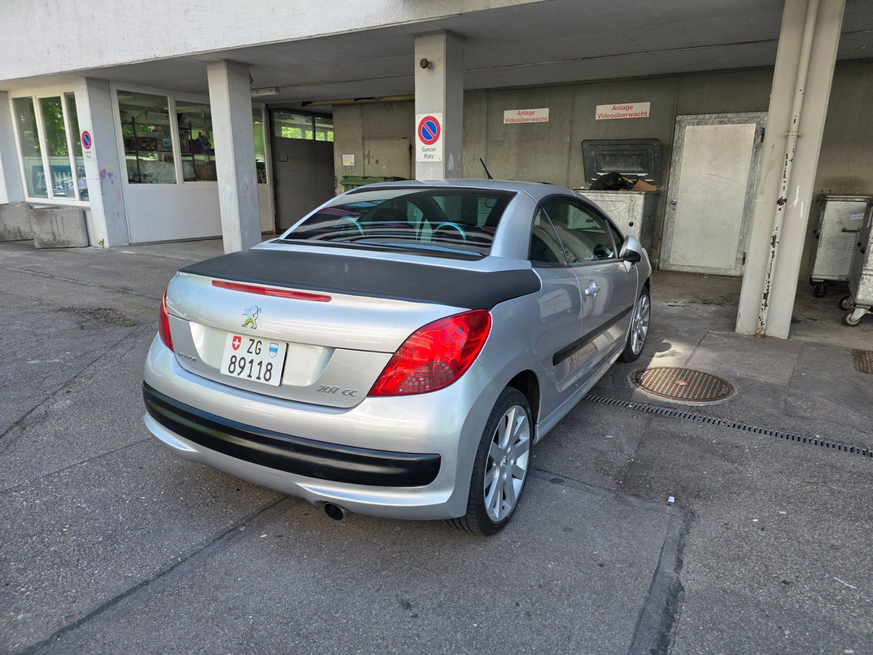Peugeot Automobili: Peugeot 206 CC Defekt ab 1.- – Usato da Regensdorf venduto da carlostt 2