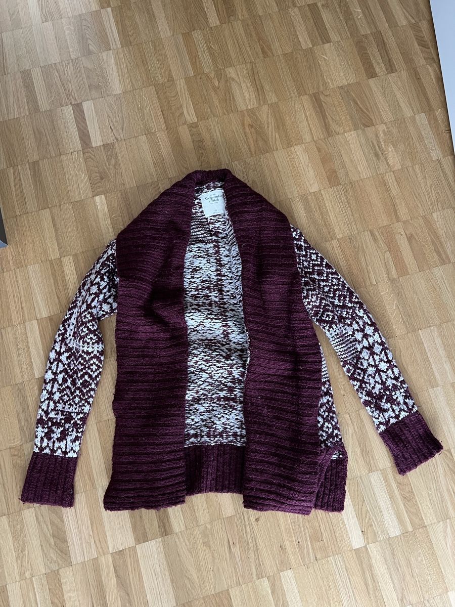 Abercrombie Jacken: Strickjacke – Gebraucht aus Basel von san_zks2