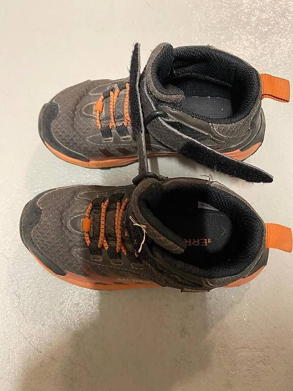 Schuhe für Jungen: Wanderschuhe Merrell Grösse 28 – Gebraucht aus Reinach BL von lum_c2rl