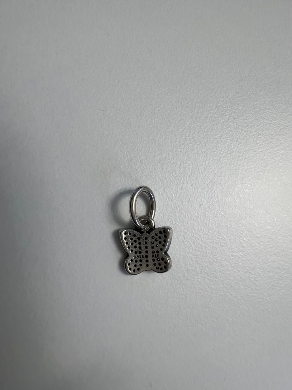 Pandora Ciondoli: Pandora Schmetterling Charm Glitter – Usato da Klosters venduto da jasmin-91 1