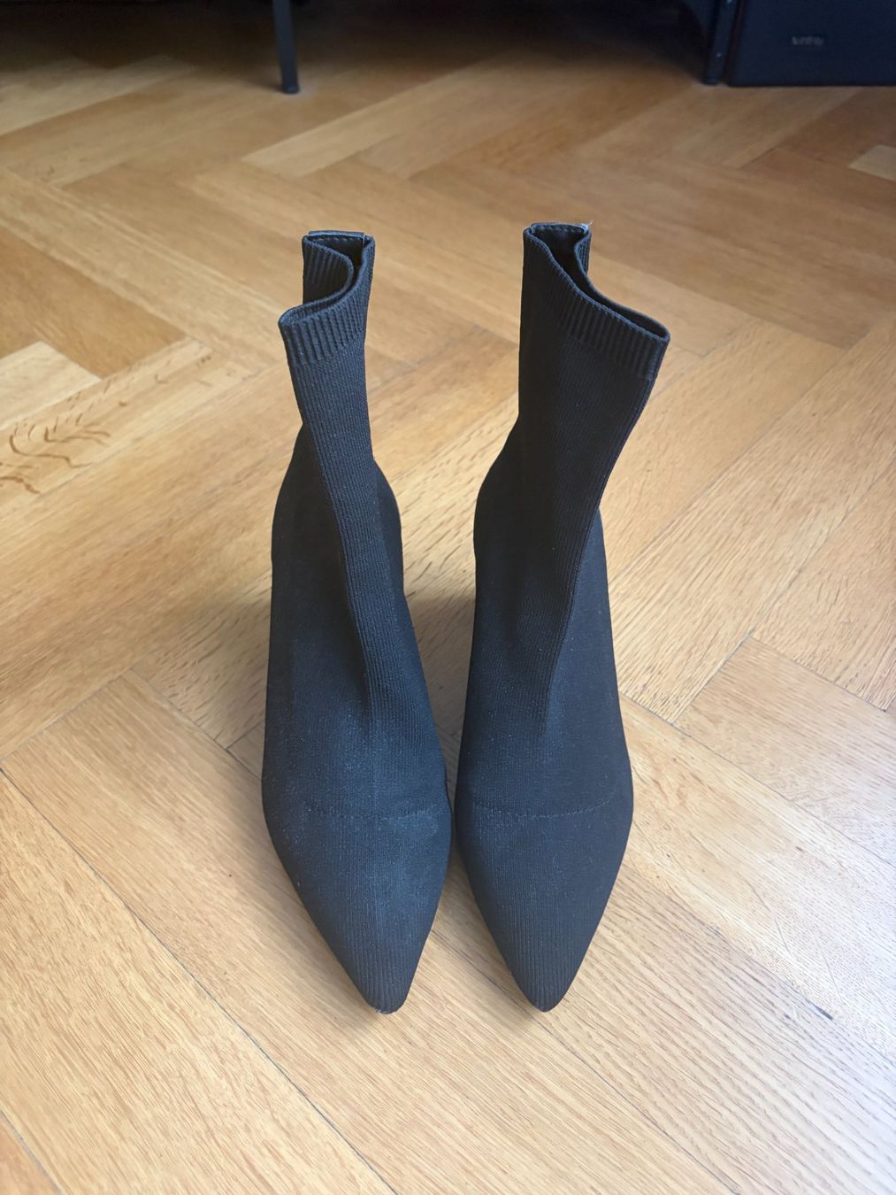 Zara Chaussures femmes: Zara Stiefel ungetragen – Neuf (Voir description) à Bern par sim_g75j 1