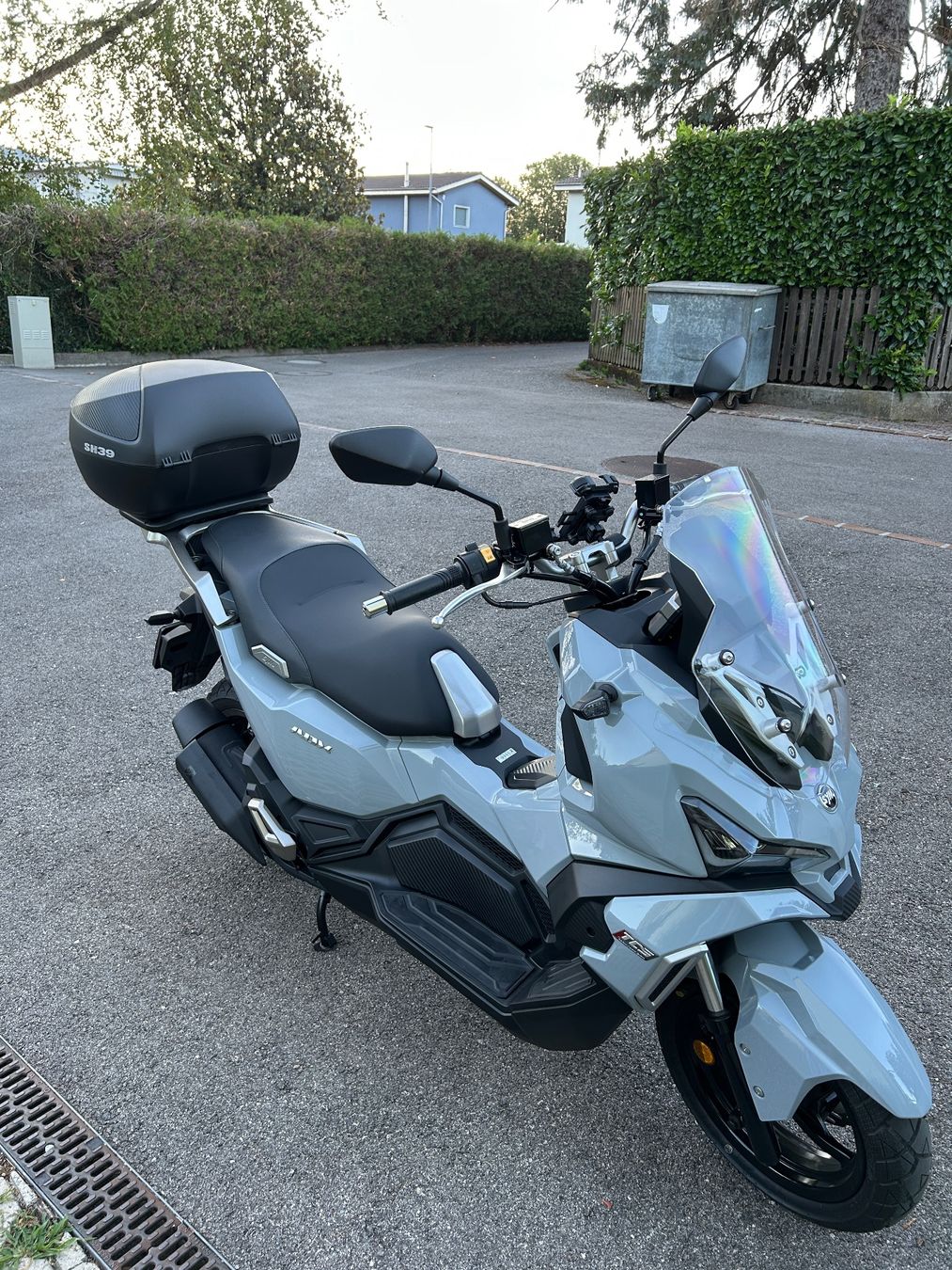 Sym Scooter: Scooter Roller SYM ADX 125 E5+ – Nuovo (secondo la descrizione) da Genestrerio venduto da Zio-Dim 1