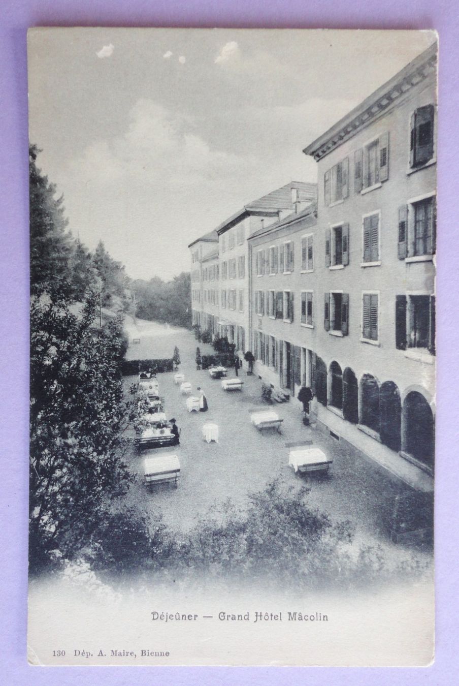 Cartes postales: Déjeuner - Grand Hôtel Mâcolin – D'occasion à Fétigny par Billy2miny