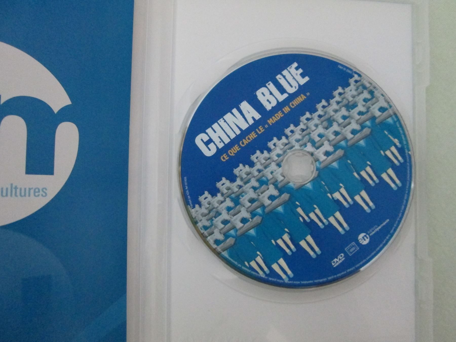 Tutti i DVDs: China blue – Nuovo (secondo la descrizione) da Neuchâtel venduto da Dualseele 1