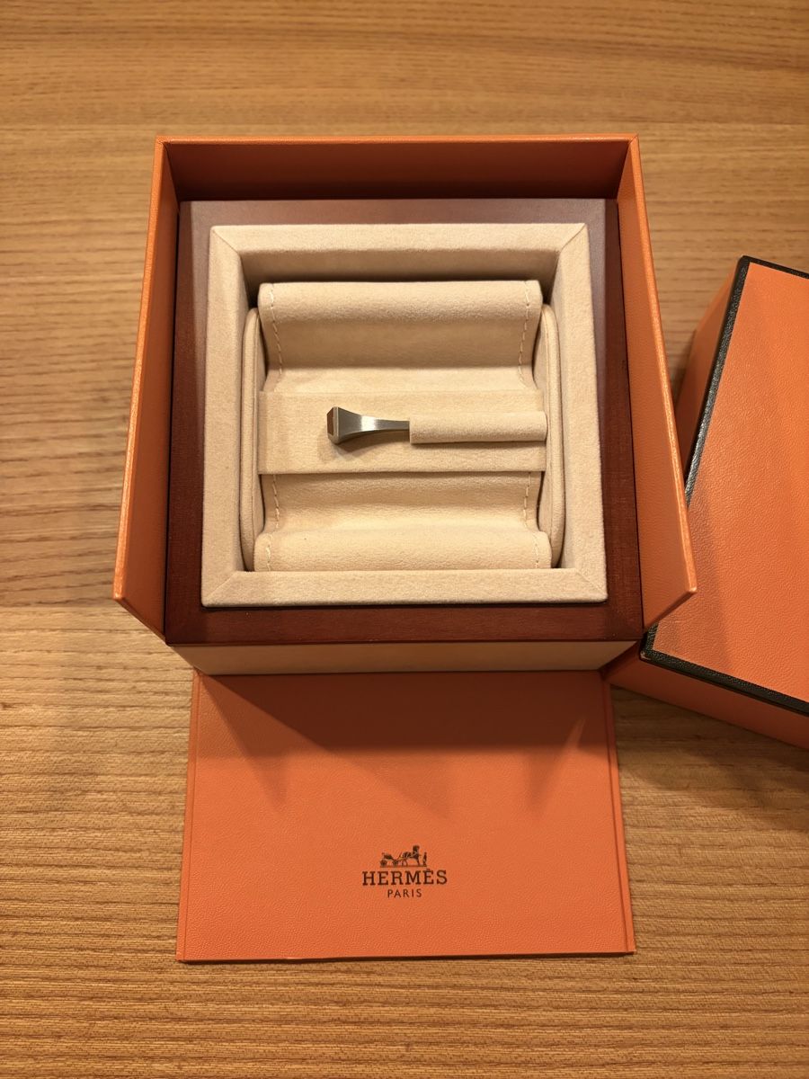 Scatole porta orologi: Hermes Box Uhr mit Werkzeug Original – Nuovo (secondo la descrizione) da Zollikofen venduto da PedroIV 2