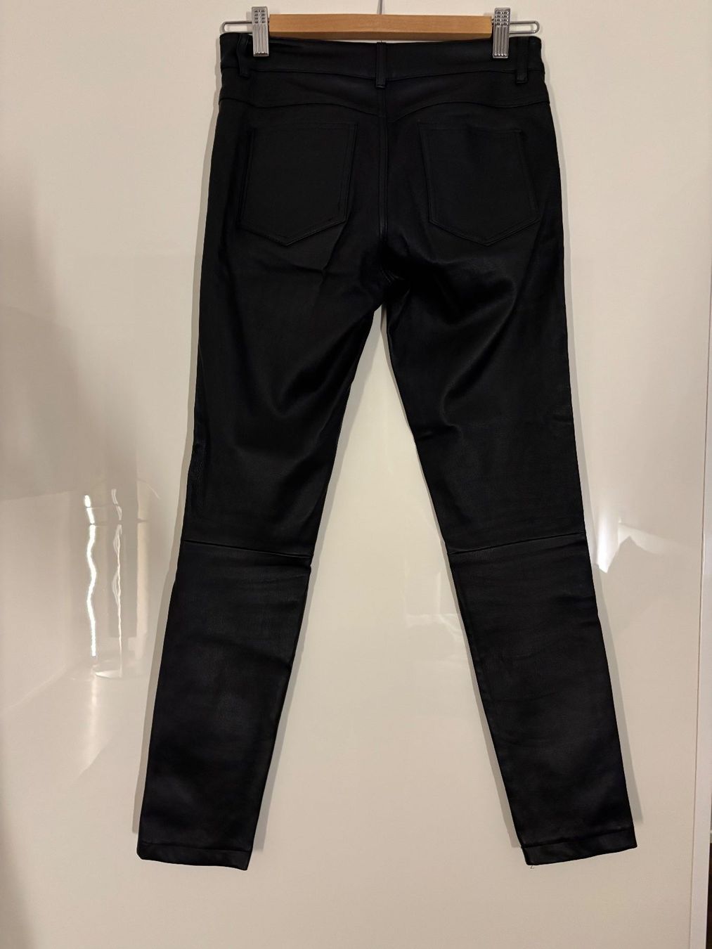 Pantaloni: Pantalon en cuir STAND STUDIO – Usato da Wollerau venduto da Dolder23